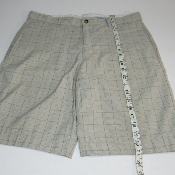 Greg Norman Men's  Fairway Plaid Print Shorts - Picture 8 of 9